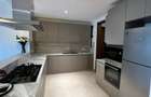 3 Bed Apartment with Swimming Pool in Riverside - 9