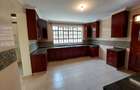 5 Bed Townhouse with En Suite at Lavington Road - 8