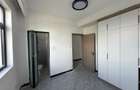 1 Bed Apartment with En Suite at Kilimani - 6