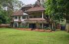 5 Bed House with En Suite in Rosslyn - 1