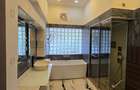 5 Bed House with En Suite in Runda - 17