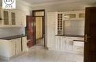 4 Bed House with En Suite at Lavington - 17