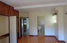 5 Bed Townhouse with En Suite at Lavington - 4