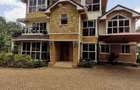 5 Bed House with En Suite at Lavington - 8