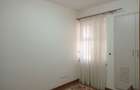 3 Bed Apartment with En Suite in Parklands - 19
