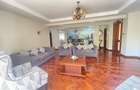 Furnished 3 Bed Apartment with En Suite in Riverside - 17