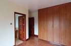 3 Bed Apartment with En Suite in Westlands Area - 14