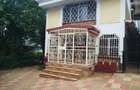 4 Bed Townhouse with En Suite at Parklands - 1