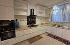 Serviced 3 Bed Apartment with En Suite at 6Th Avenue - 16