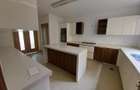 5 Bed Townhouse with En Suite in Lavington - 3