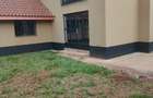 4 Bed Townhouse with En Suite at Kerarapon Drive - 3