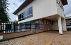 4 Bed Townhouse with Garden at Lavington - 8