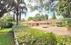 Commercial Property with Backup Generator in Kyuna - 1