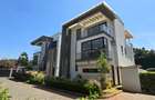 5 Bed Townhouse with En Suite at Lavington Green - 1