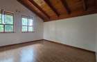 4 Bed Townhouse with En Suite in Ridgeways - 9