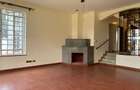 6 Bed House with En Suite in Runda - 2