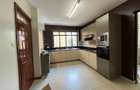 3 Bed Apartment with En Suite at Othaya Road - 5