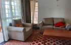 Serviced 2 Bed Apartment with En Suite in Rosslyn - 18