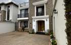 5 Bed Townhouse with En Suite in Westlands Area - 3