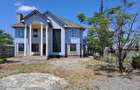 4 Bed Villa with En Suite at Katani - 1