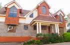 4 Bed House with En Suite in Lavington - 16
