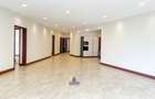 4 Bed Apartment with En Suite at City Park Drive - 5