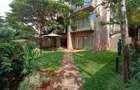 5 Bed Villa with En Suite in Lavington - 1