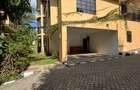 4 Bed Townhouse with En Suite in Kyuna - 1