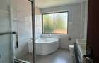 5 Bed Townhouse with En Suite in Lavington - 12