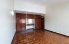 4 Bed Villa with En Suite at School Lane - 8