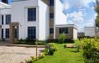5 Bed Townhouse with En Suite at Katani - 1
