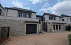 4 Bed Townhouse with En Suite at Runda - 19