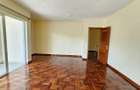 5 Bed House with En Suite in Lavington - 13