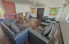 5 Bed House with En Suite in Nyari - 4