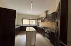 5 Bed Townhouse with En Suite in Lavington - 10