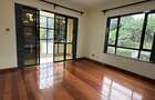 7 Bed Villa with En Suite at Nyari - 3