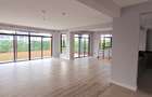 5 Bed House with Swimming Pool at Five-Star Paradise - 12