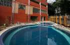 4 Bed Apartment with Swimming Pool in Riverside - 1