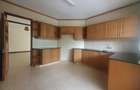 3 Bed Apartment with En Suite in Brookside - 5