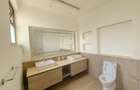 3 Bed Apartment with En Suite in Riverside - 8