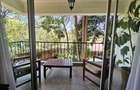 Furnished 2 Bed Apartment with En Suite in Brookside - 1