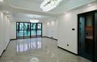3 Bed Apartment with En Suite at 2026-107 - 6