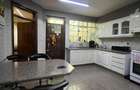 5 Bed Townhouse with En Suite in Riverside - 11