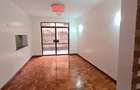 5 Bed Townhouse with En Suite at Lavington Road - 10
