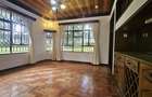 5 Bed House with En Suite in Runda - 18