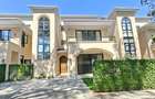 5 Bed House with En Suite in Lavington - 1