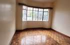 5 Bed Townhouse with En Suite at Riverside Garden - 8