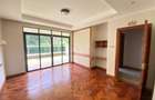 4 Bed Apartment with En Suite at Riverside Drive - 3