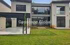 5 Bed House with En Suite in Runda - 6