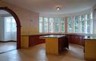 5 Bed House in Rosslyn - 12